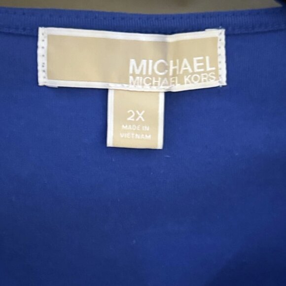 Beautiful Blue - Picture 5 of 5